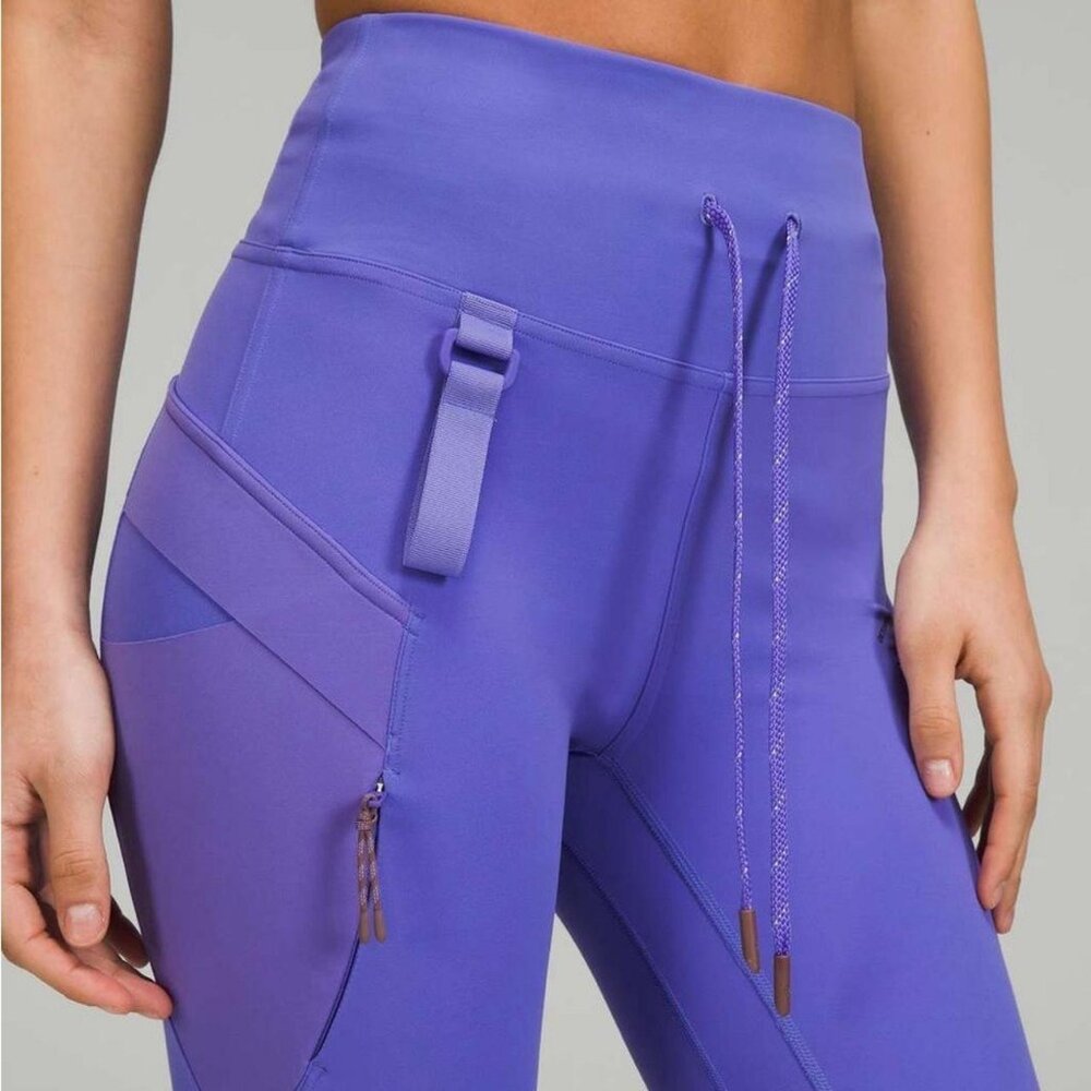 Lululemon Cargo Super-High-Rise Hiking